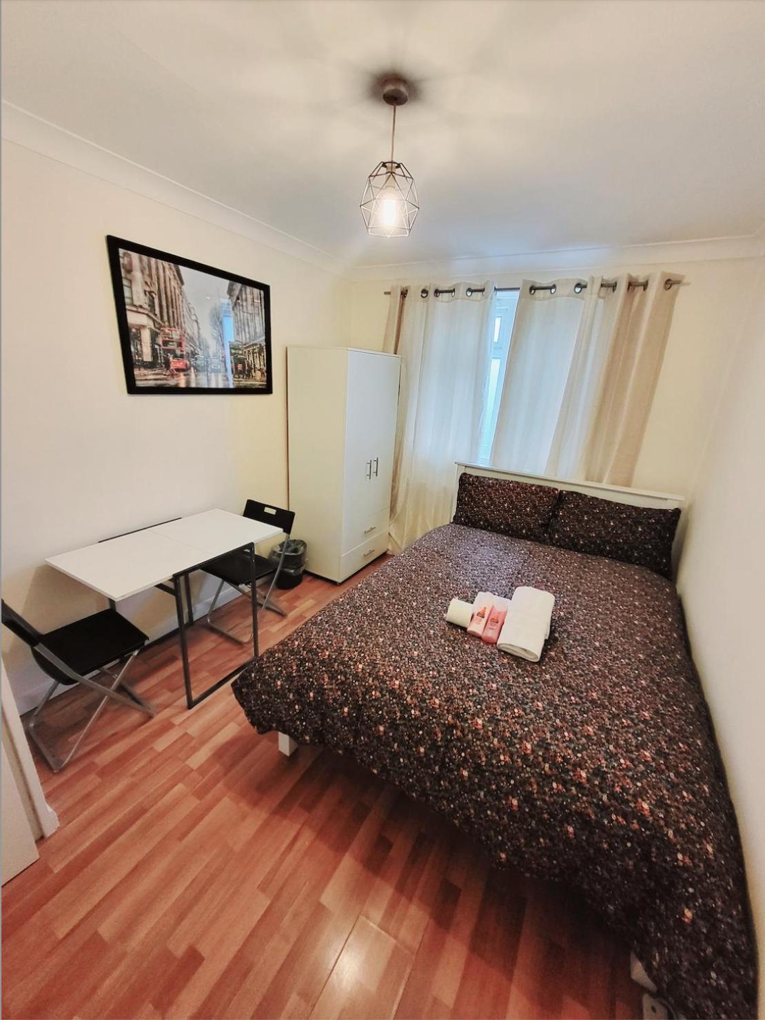 Huge And Affordable 3 Bedroom Flat In Hammersmith For 7 People With Welcome Breakfast Londres Exterior foto