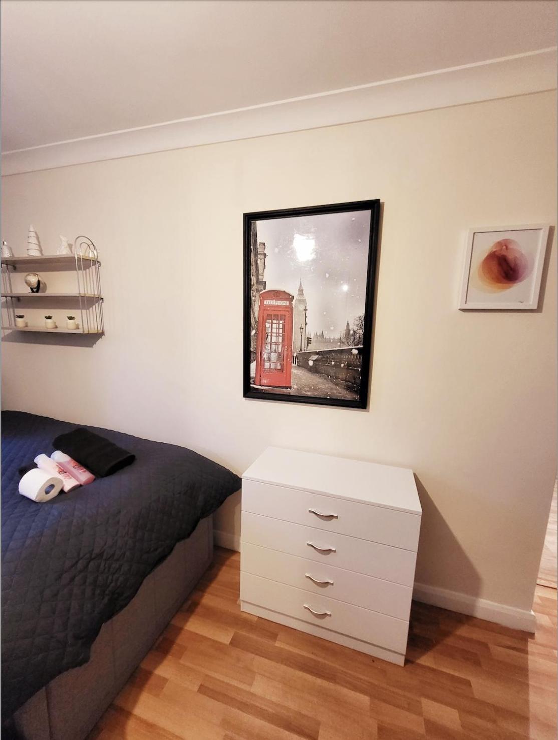 Huge And Affordable 3 Bedroom Flat In Hammersmith For 7 People With Welcome Breakfast Londres Exterior foto
