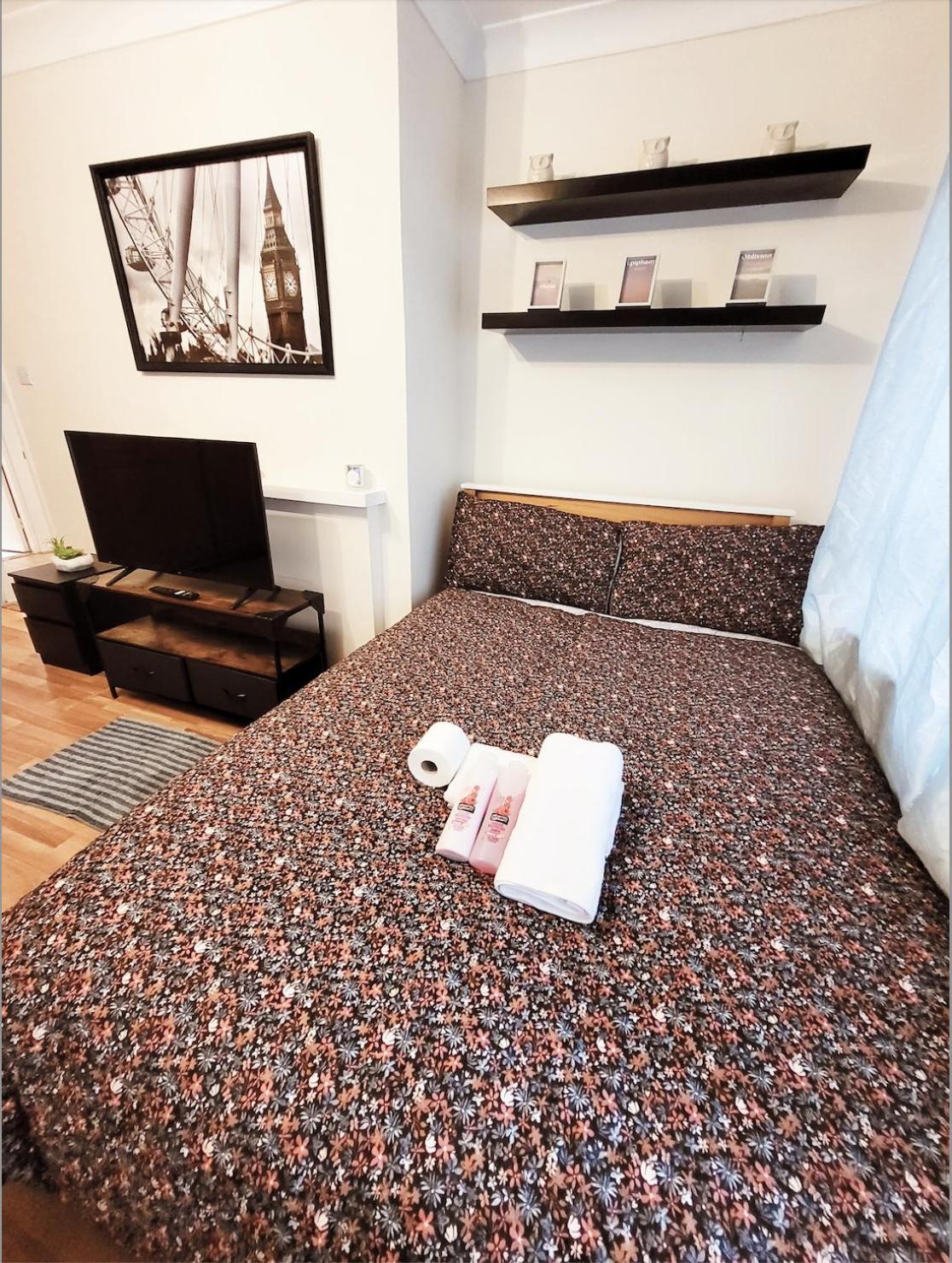 Huge And Affordable 3 Bedroom Flat In Hammersmith For 7 People With Welcome Breakfast Londres Exterior foto