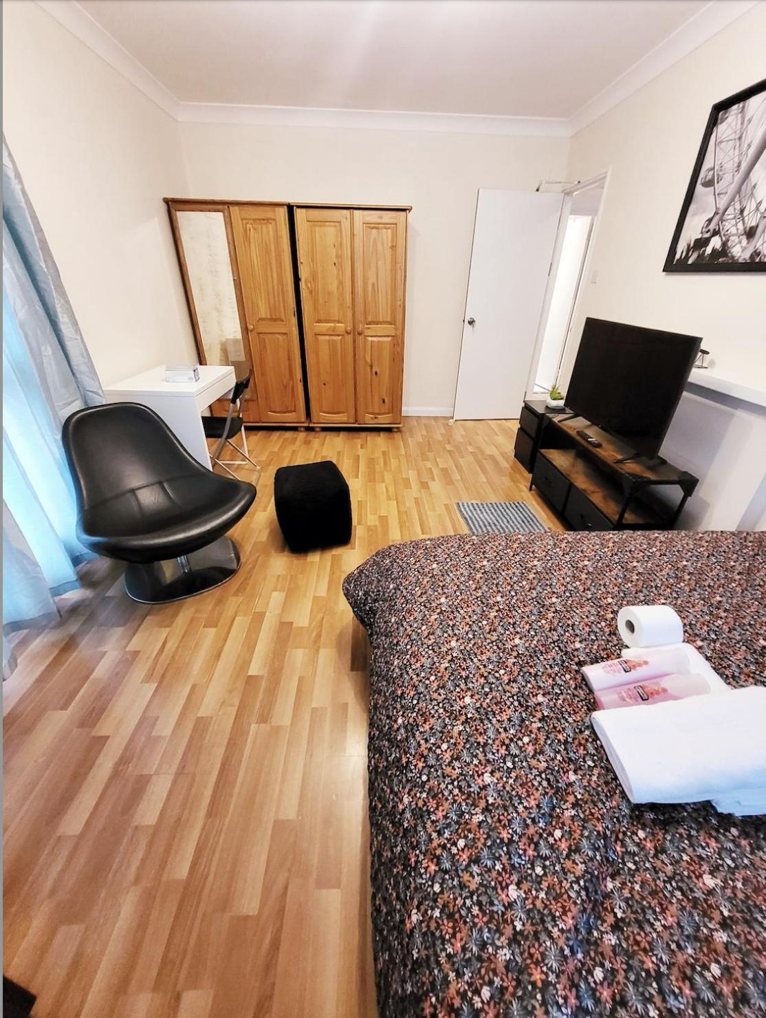Huge And Affordable 3 Bedroom Flat In Hammersmith For 7 People With Welcome Breakfast Londres Exterior foto