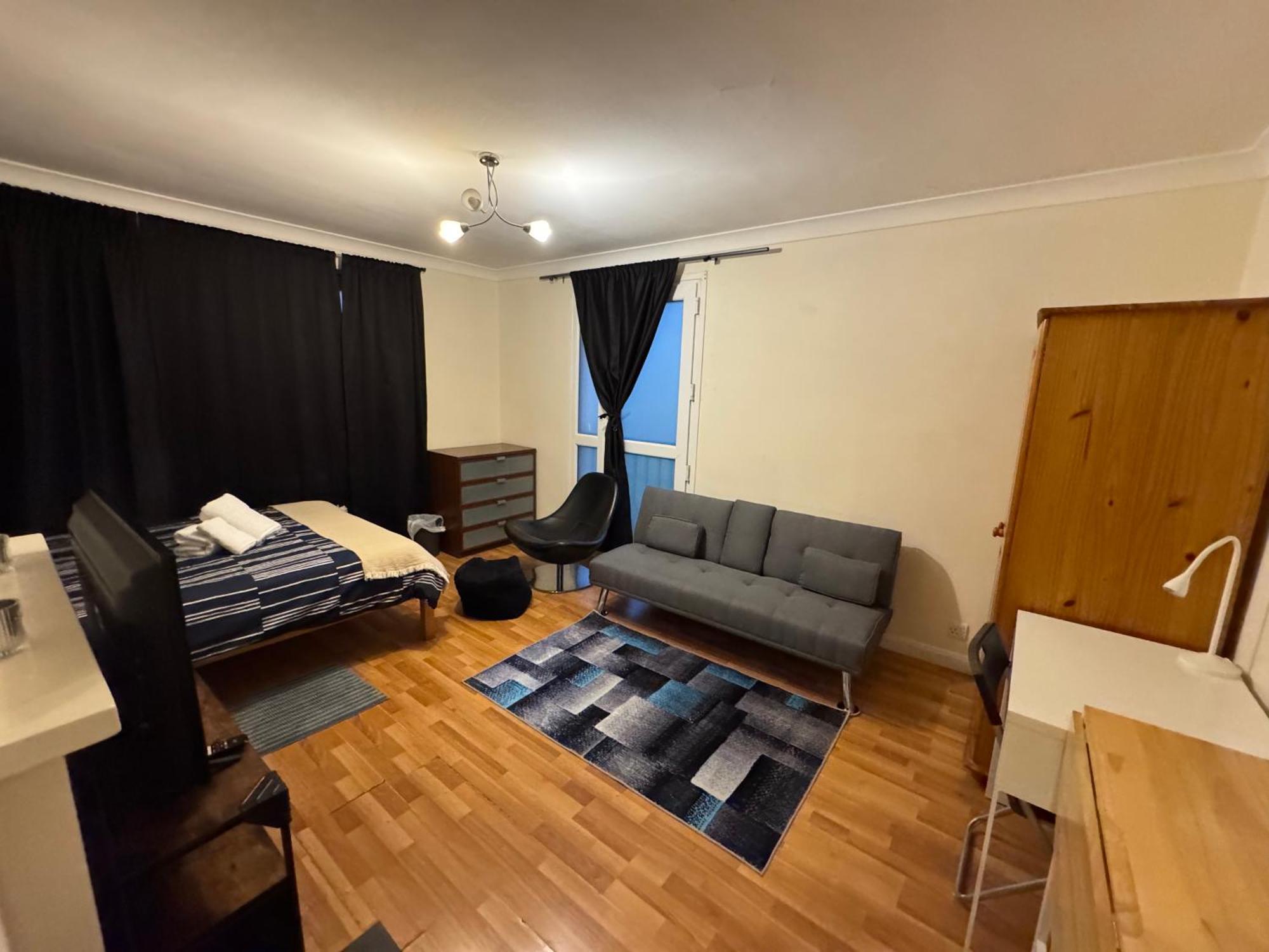 Huge And Affordable 3 Bedroom Flat In Hammersmith For 7 People With Welcome Breakfast Londres Exterior foto
